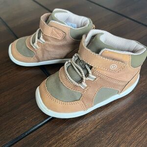 Tan & Olive High-Top Sneakers/Boots
